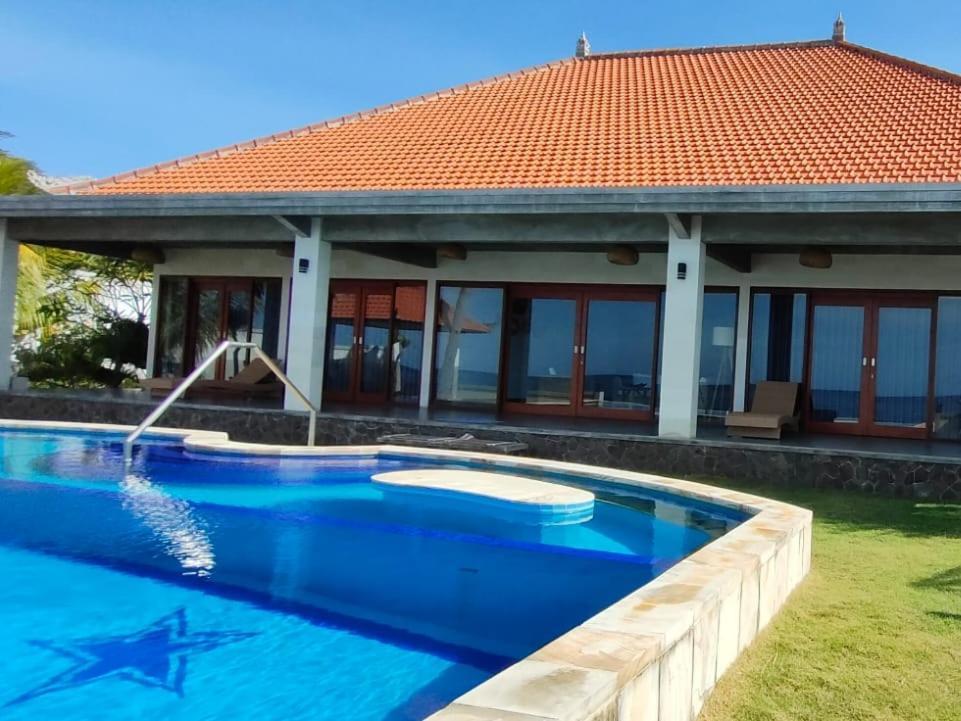 Coco Blu Villa Singaraja Esterno foto